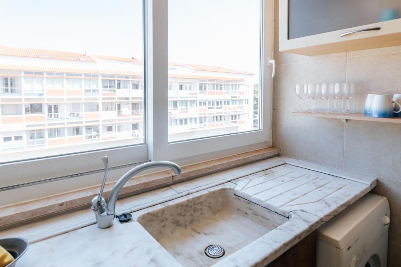 Cascais - Carcavelos Beach Apartment Bagian luar foto