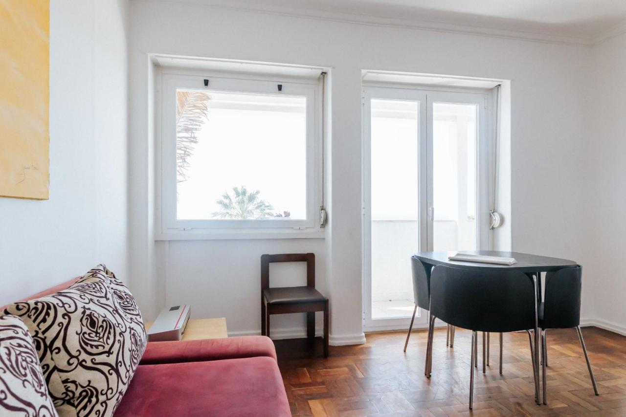 Cascais - Carcavelos Beach Apartment Bagian luar foto
